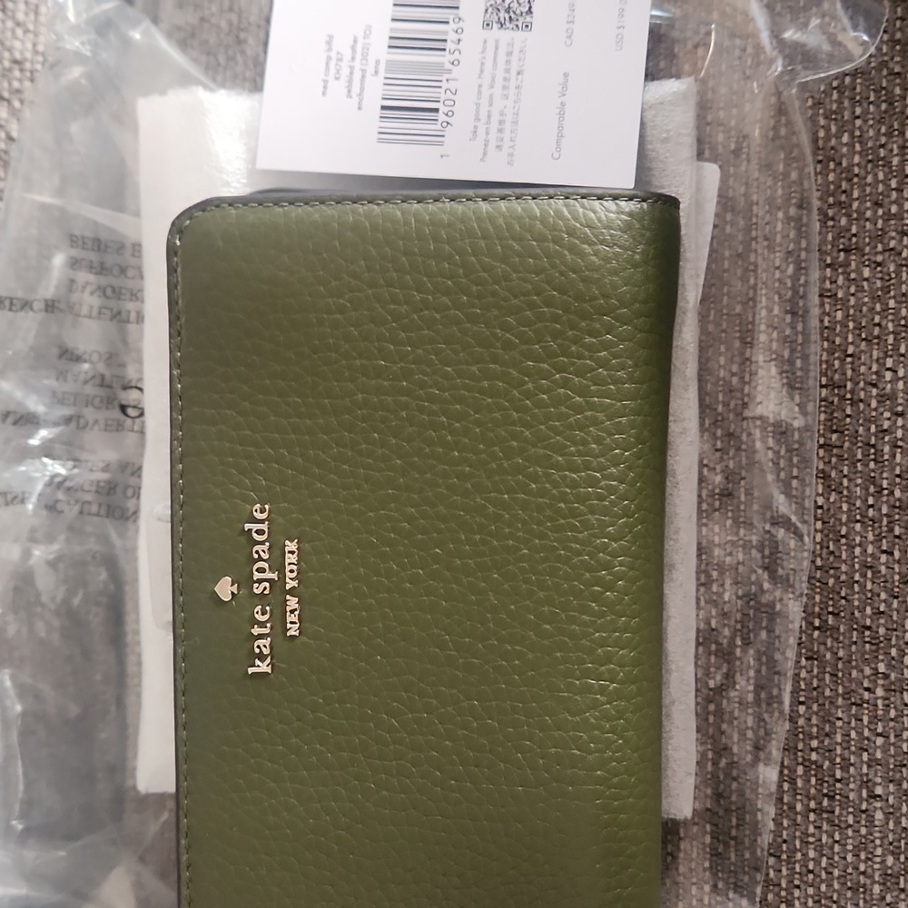 NWT Kate Spade Enchanted Bi-fold Wallet